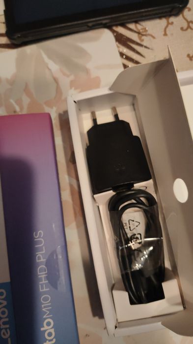 Lenovo Tab M10 FHD Plus