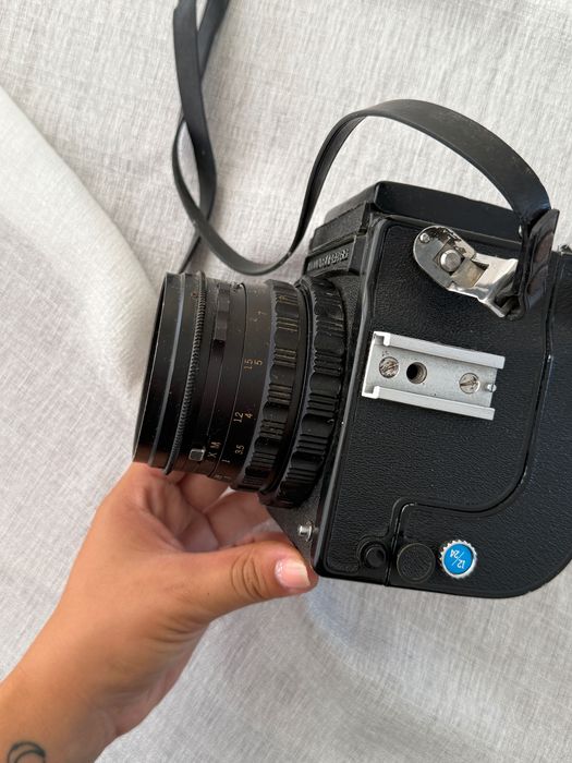 Kowa Super 66 + Lente 85mm f2.8