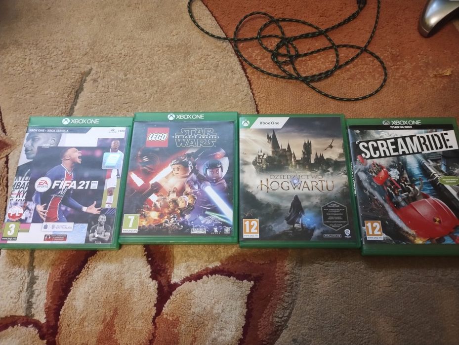Zestaw Gier Xbox One / Series X | Hogwarts Legacy, LEGO, FIFA 21+22