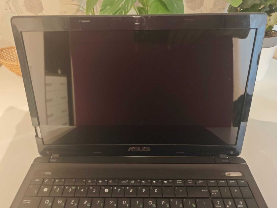 Laptop ASUS K53U