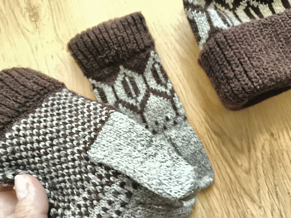 Komplet: czapka i rękawiczki w odcieniach brązu