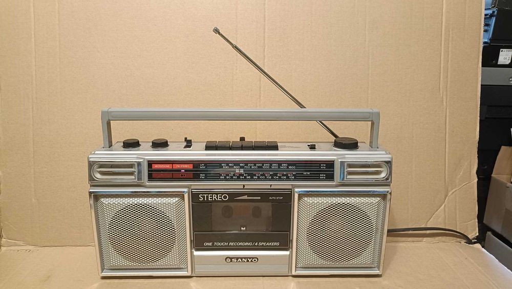 Przenośny Radioodtwarzacz SANYO M 9703L