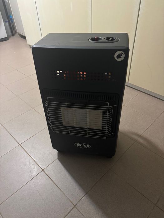 Aquecedor a gás inclui botija de gás