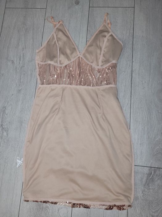 Sukienka w cekiny różowe złoto r.XS