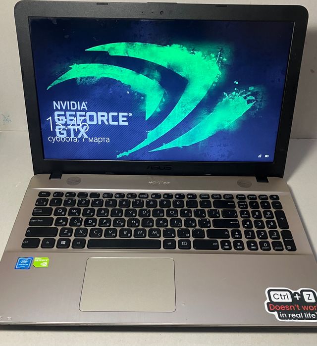 Ігровий Asus / GeForce / FullHD