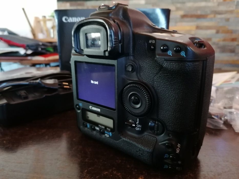 Canon EOS 1D Mark IV