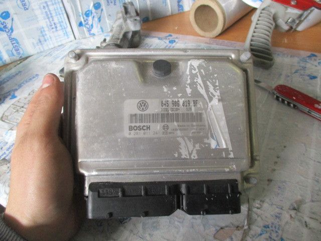 Centralina motor / ECU VOLKSWAGEN Polo (9N)