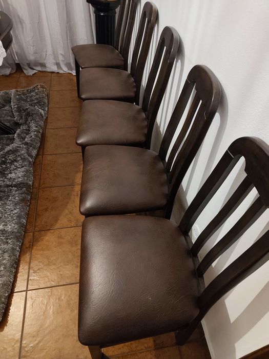 Mesa de jantar com 6 cadeiras