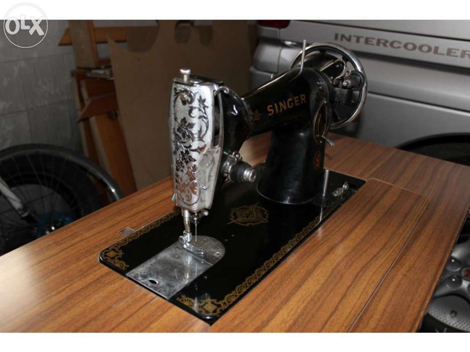 Máquina de costura Singer