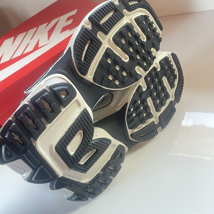 Sapatilhas Nike V2K Run