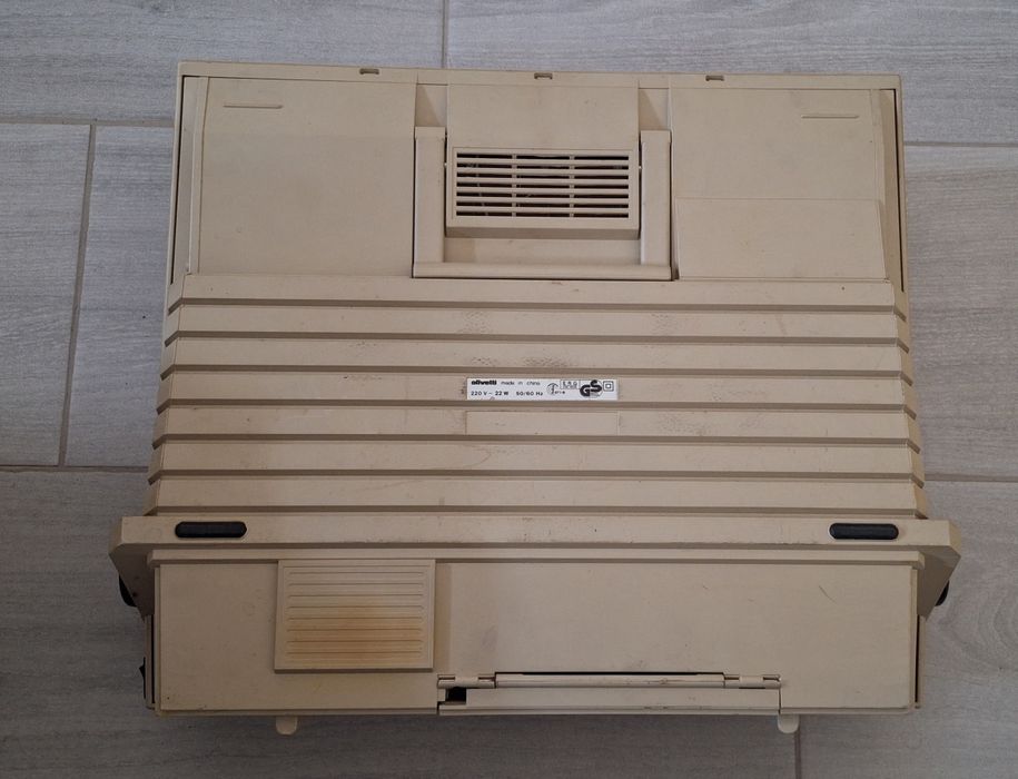 Máquina de Escrever Elétrica Olivetti PT 505