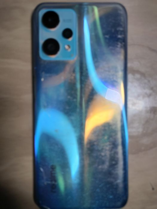 Uszkodzony Realme 9pro5g