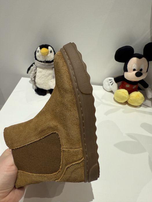 Взуття  ботінки zara 25 - 27 розмір