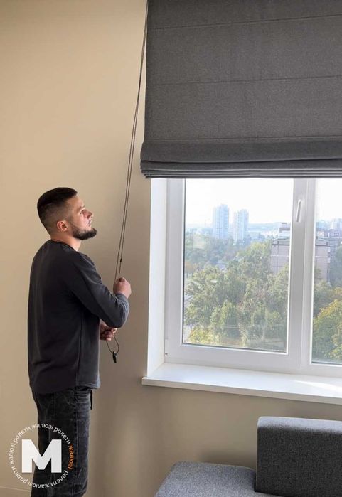 Качественные тканевые ролеты. Жалюзи день ночь. Рулонные шторы на окна