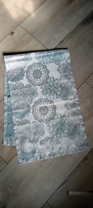 Bieżnik turkusowy 40x120cm.