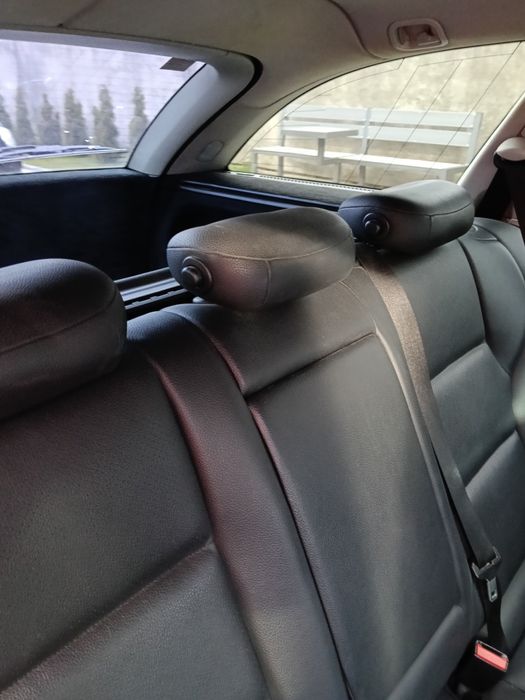 Продам MERCEDES   C-220