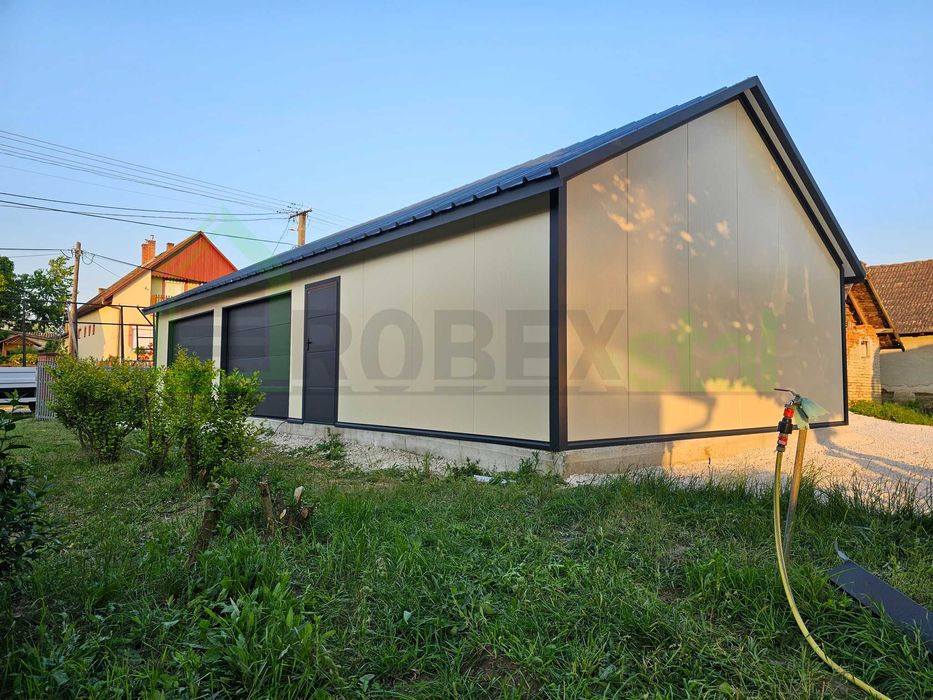 Garaż ocieplany z płyty warstwowej  MONTAŻ I TRANSPORT CAŁY KRAJ