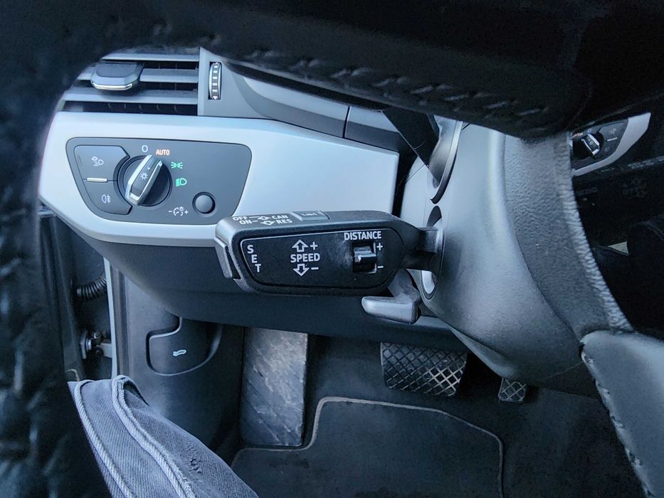 Audi A4 B9.5 2020 | 2.0 TDI 190 к.с | LED, PANO, S-LINE, VEBASTO, R18