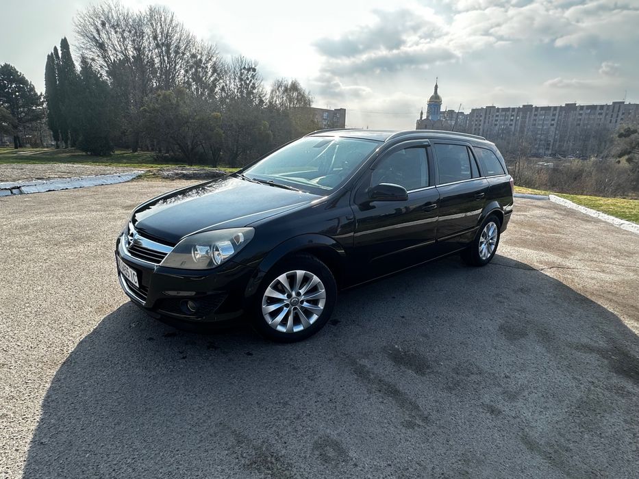 Авто Opel Astra H