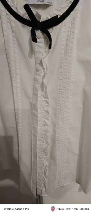 Biała koszula dziecięca