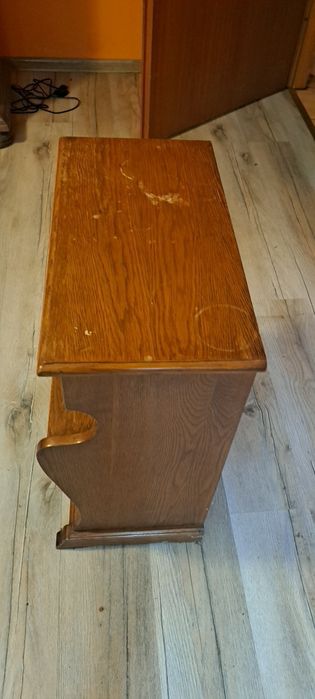 Szafka w stylu holenderskim