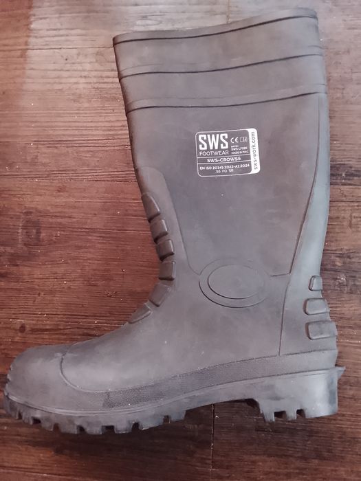 Galocha com biqueira de aço