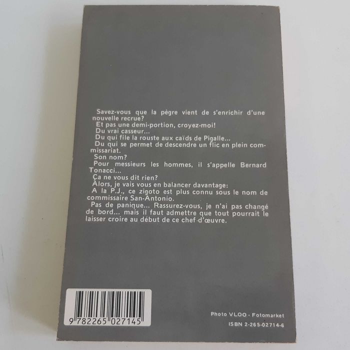 Livro de Bolso em Francês Messieurs Les Hommes de San-Antonio