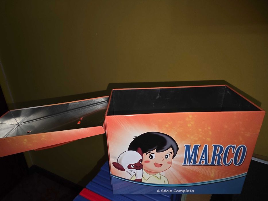 Caixa metálica DVD série Marco