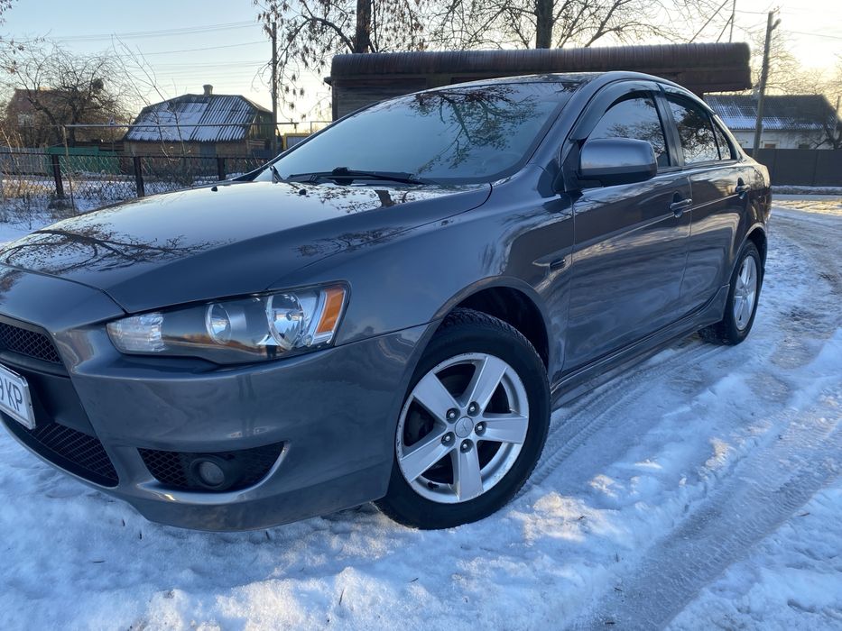 Продам Mitsubishi-Lancer