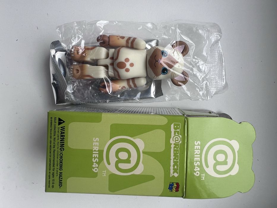 Bearbrick 100% series 49