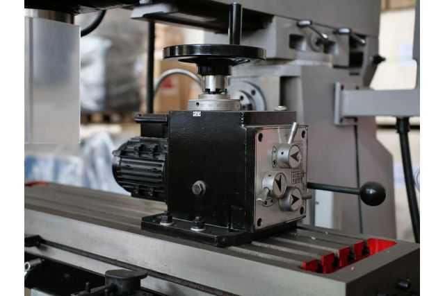 Вертикально фрезерний станок MAST Metalltechnik M-FR1000