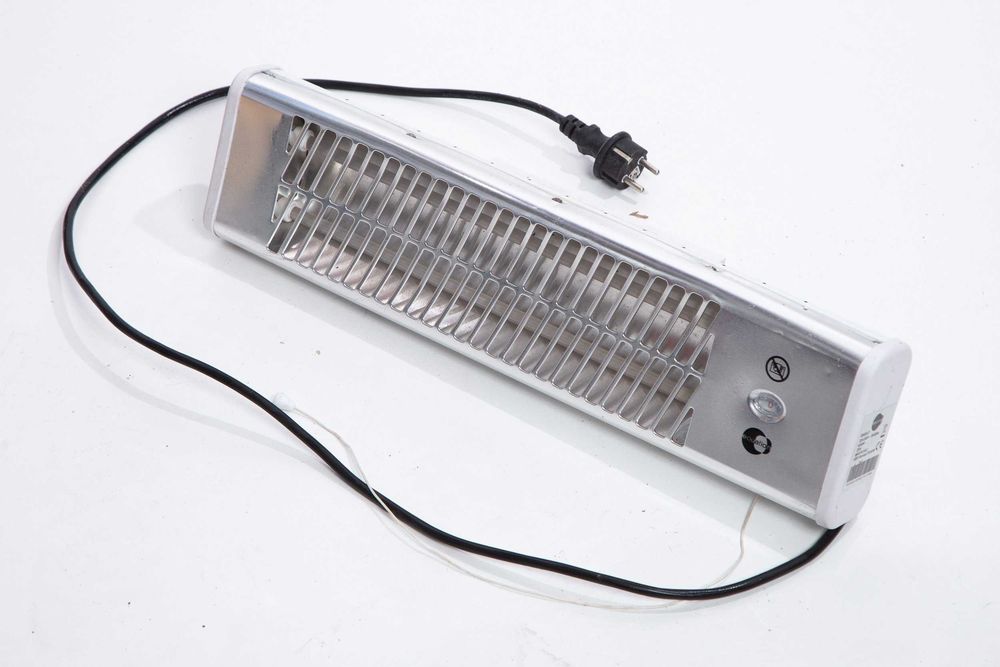 Grzejnik promiennik ciepła naścienny