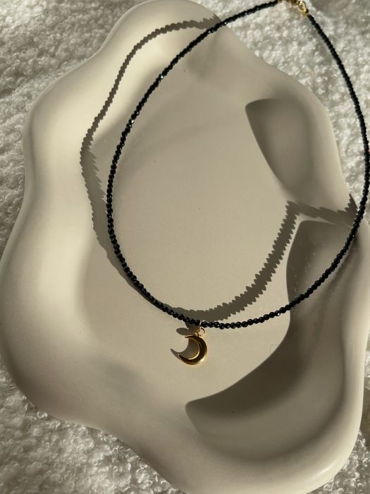 Czarny turmalin naszyjnik choker z kamieni zawieszka księżyc talizman