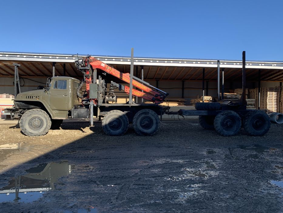 Лісовоз Урал 4320