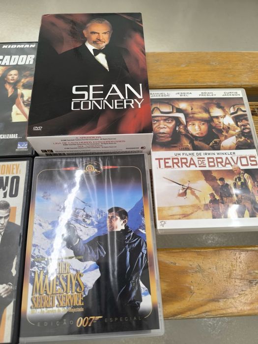 Lote de filmes James Bond