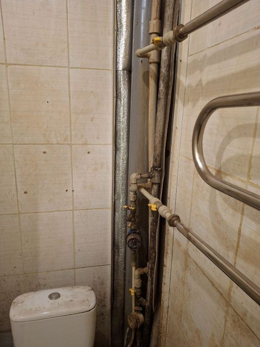 Продам квартиру под Ваш ремонт.
