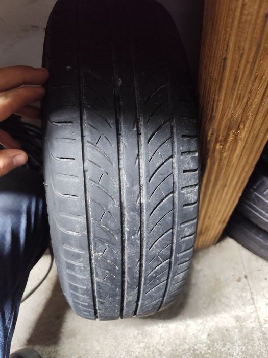 Продам літню гуму