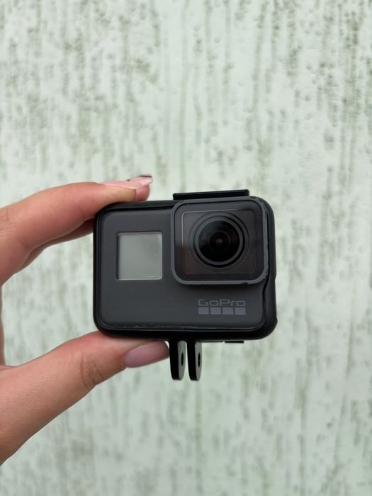 Зам Екшн-камера GoPro HERO5