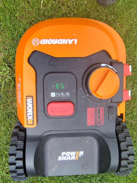 Robot koszący works Landroid M500