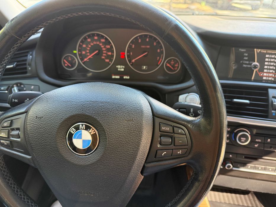 продам свою BMW X3 2013