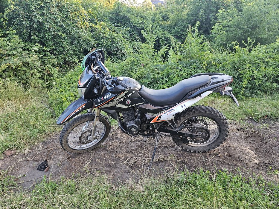 Продам надійний та універсальний ендуро-мотоцикл Shineray XY250GY-6C.