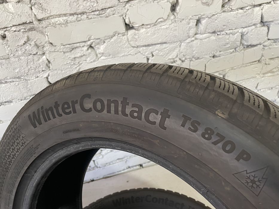 Майже нові зимові шини CONTINENTAL 235/60 R18 резина Р18