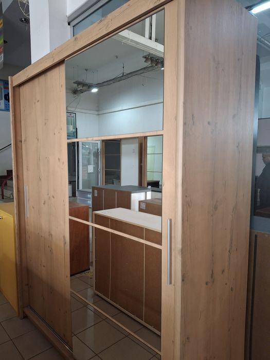 Шафа-купе Нова стильна