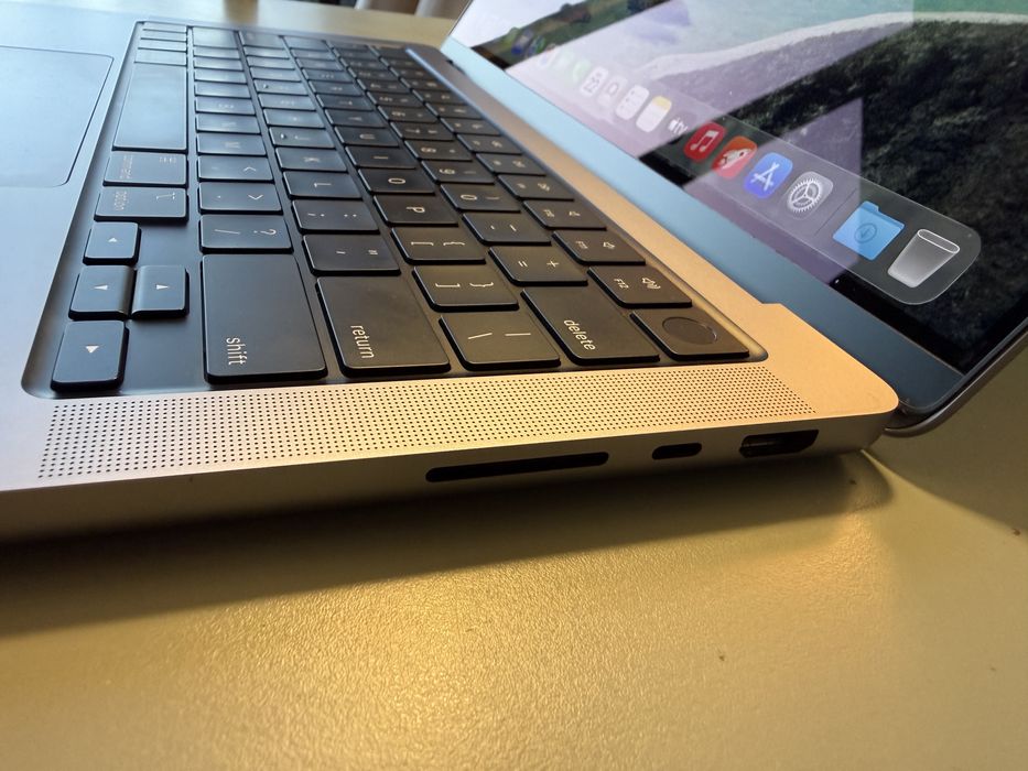 Apple Macbook M1 Pro 14” 2021