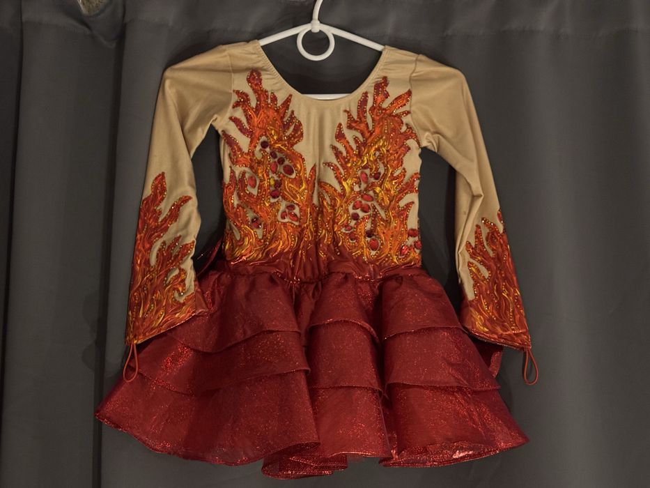 Сукня для фігурних змагань на зріст 122-128 ОРЕНДА!!