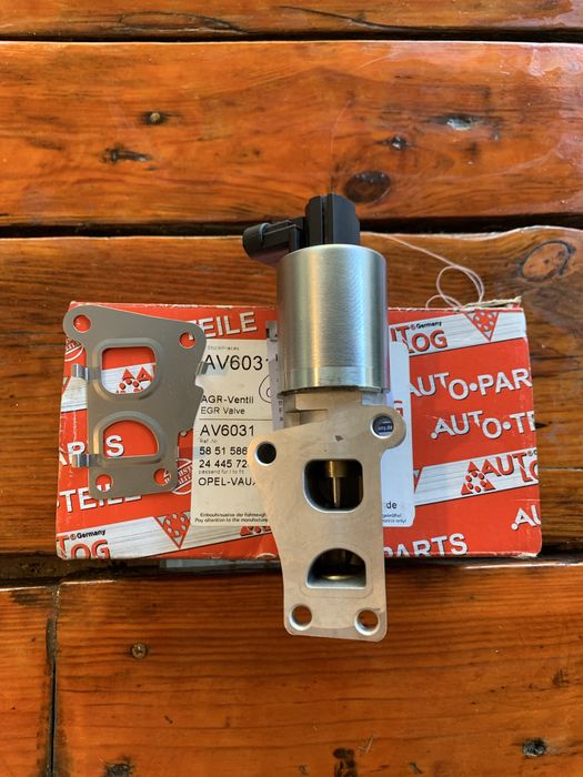 Клапан EGR для Опель Астра Н