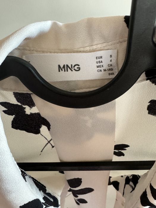 Biala, zwiewna koszula w czarne kwiaty, Mango 36/S