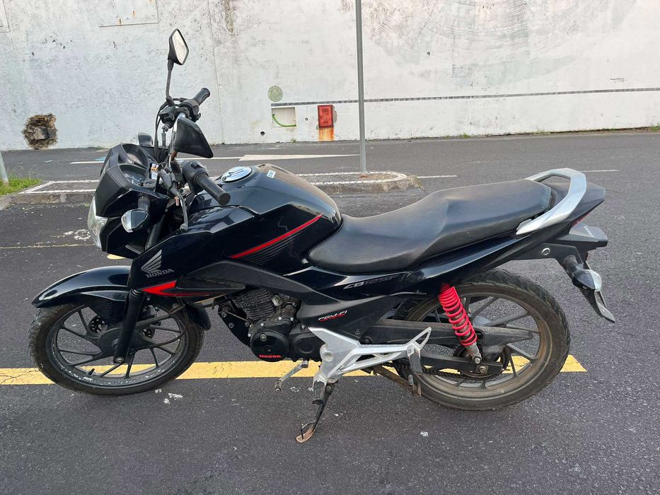 Honda CB 125 F 2300€ Negociavel