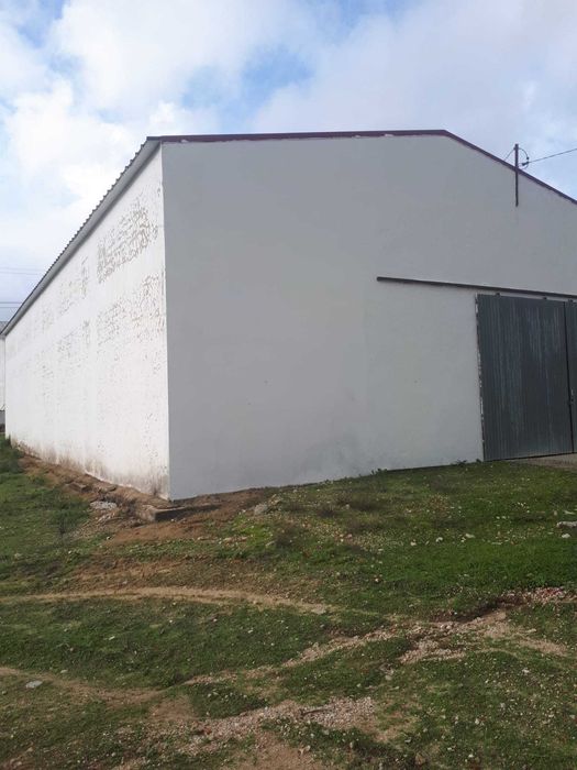 Armazém para aluguer