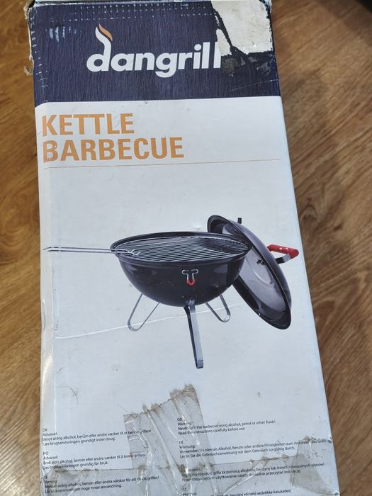 Вугільний гриль для барбекю марки Dangrill.